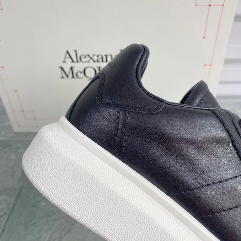 Alexander McQueen Shoe 